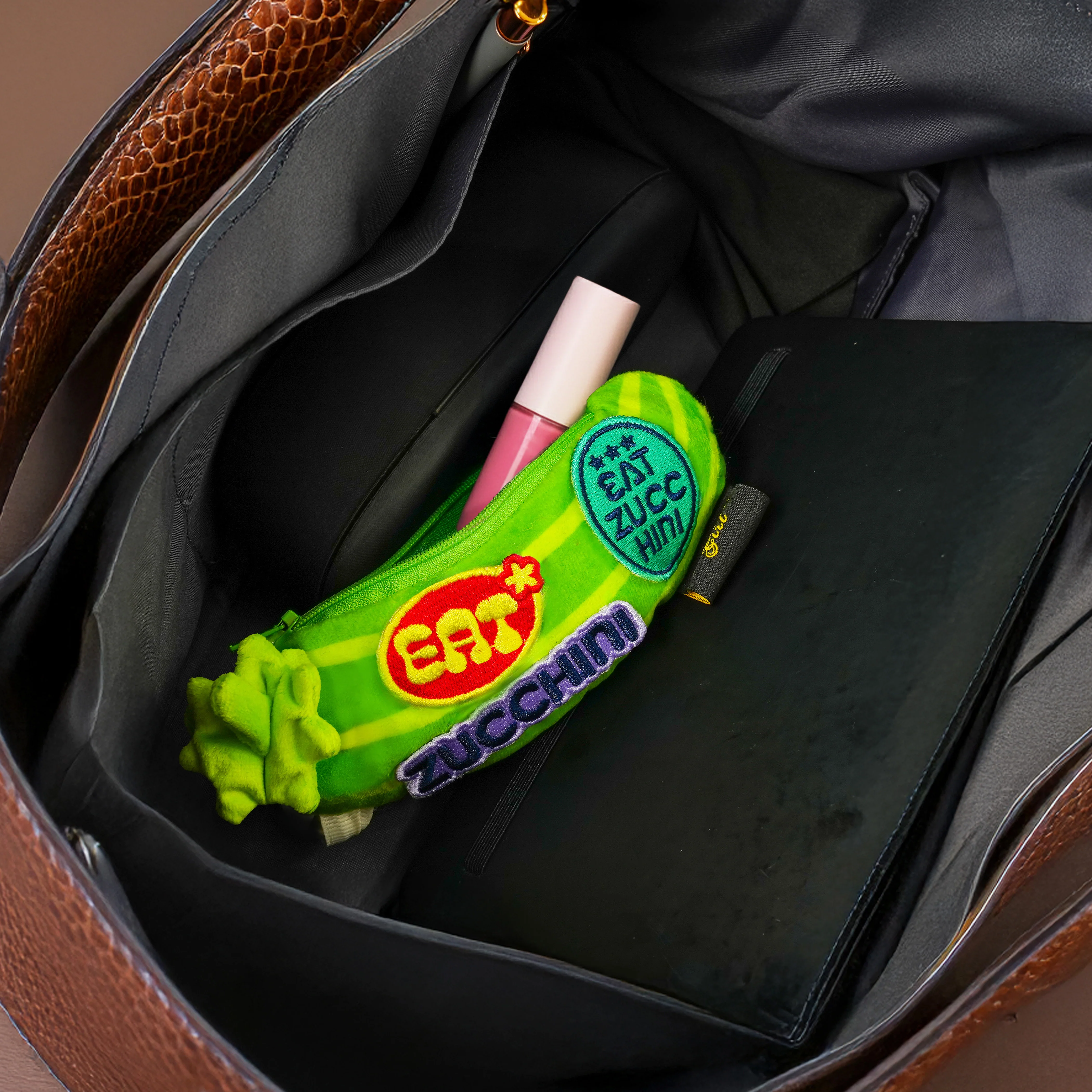 Internet Girl Zucchini Pouch Keyring - Image 4